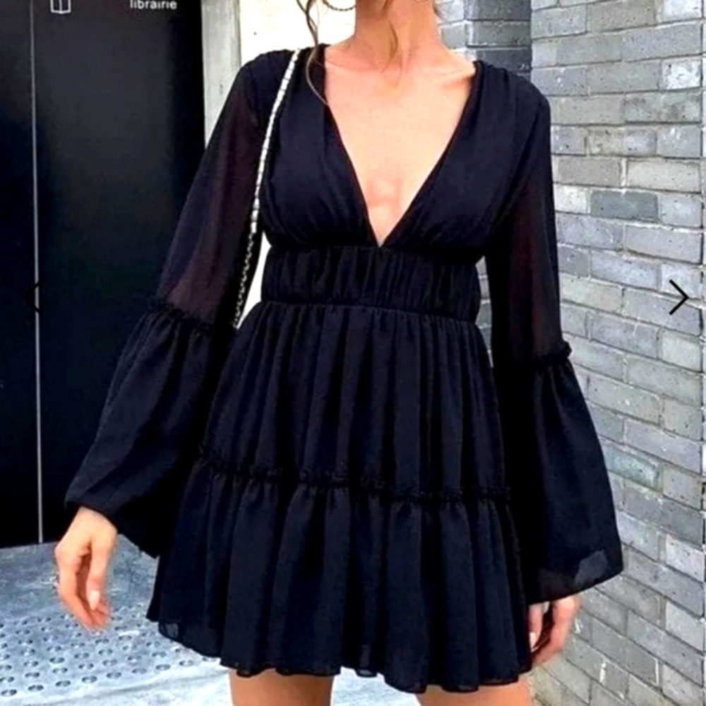 Elegant Black Mini Dress